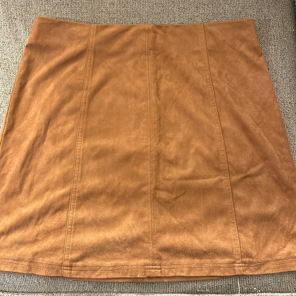 NWOT brown suede skirt